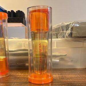 Velocity perfume Mary Kay